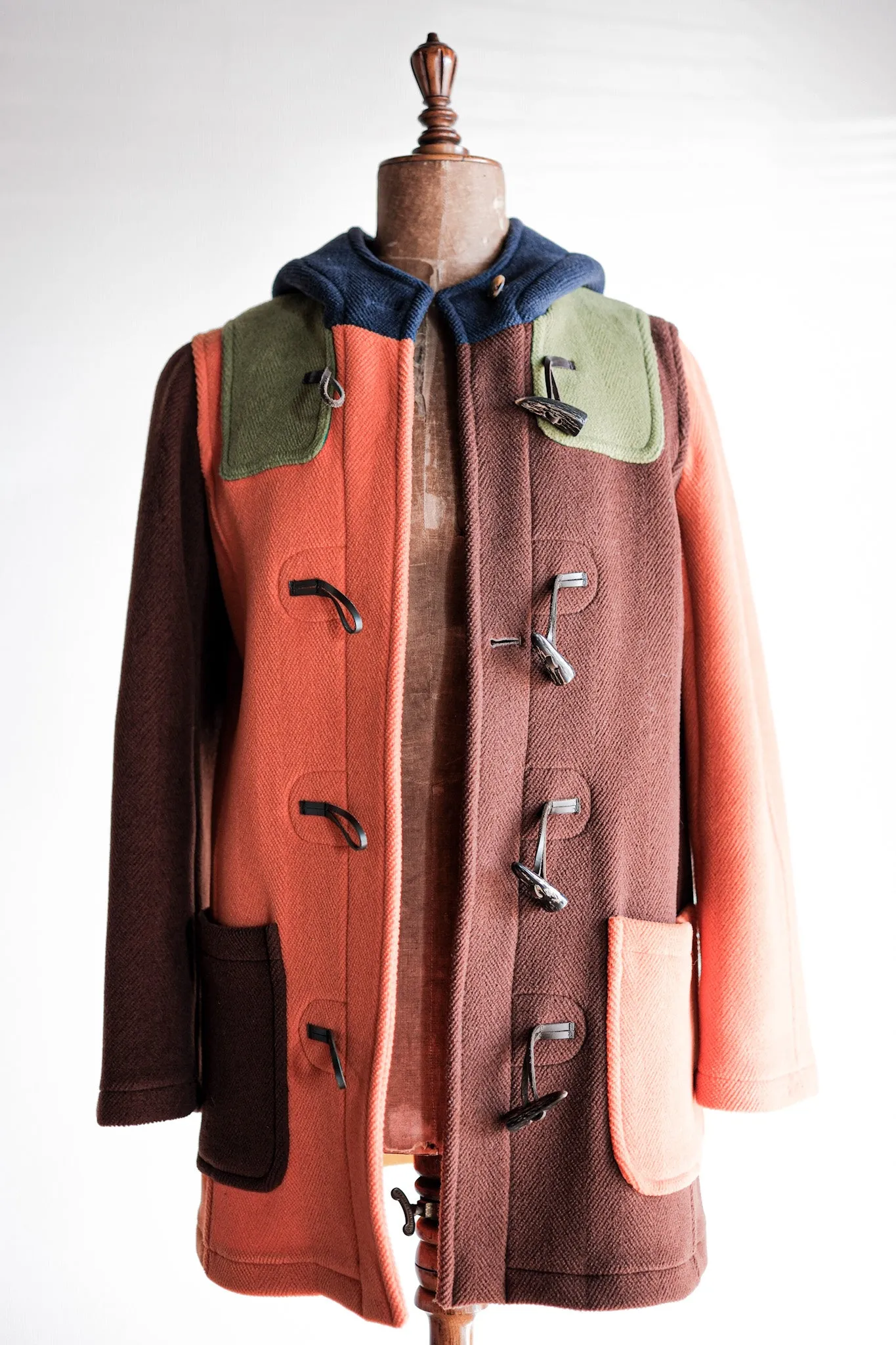 【~90's】Old INVERTERE Crazy Pattern Wool Duffle Coat "Moorbrook"