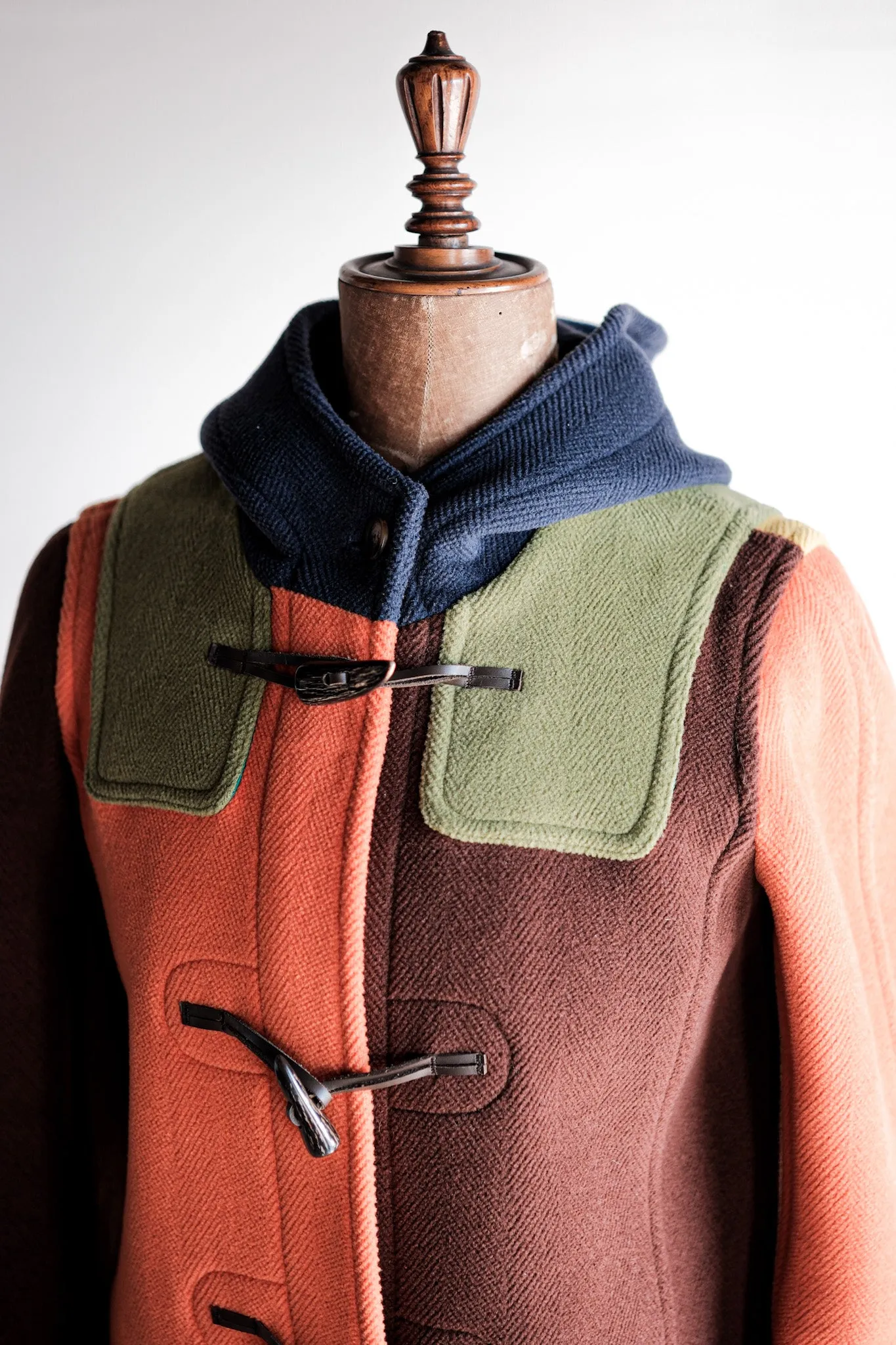 【~90's】Old INVERTERE Crazy Pattern Wool Duffle Coat "Moorbrook"