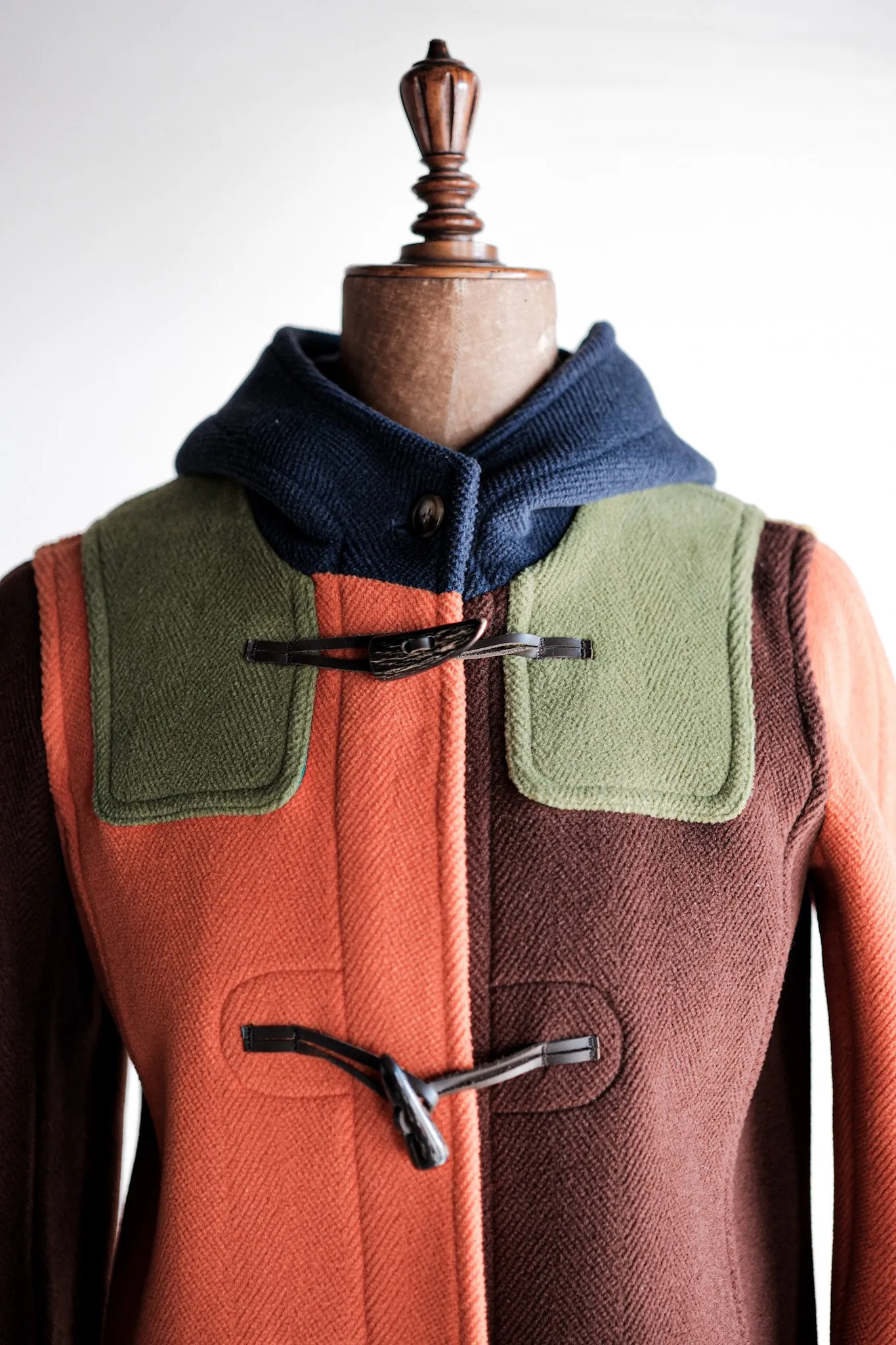 【~90's】Old INVERTERE Crazy Pattern Wool Duffle Coat "Moorbrook"