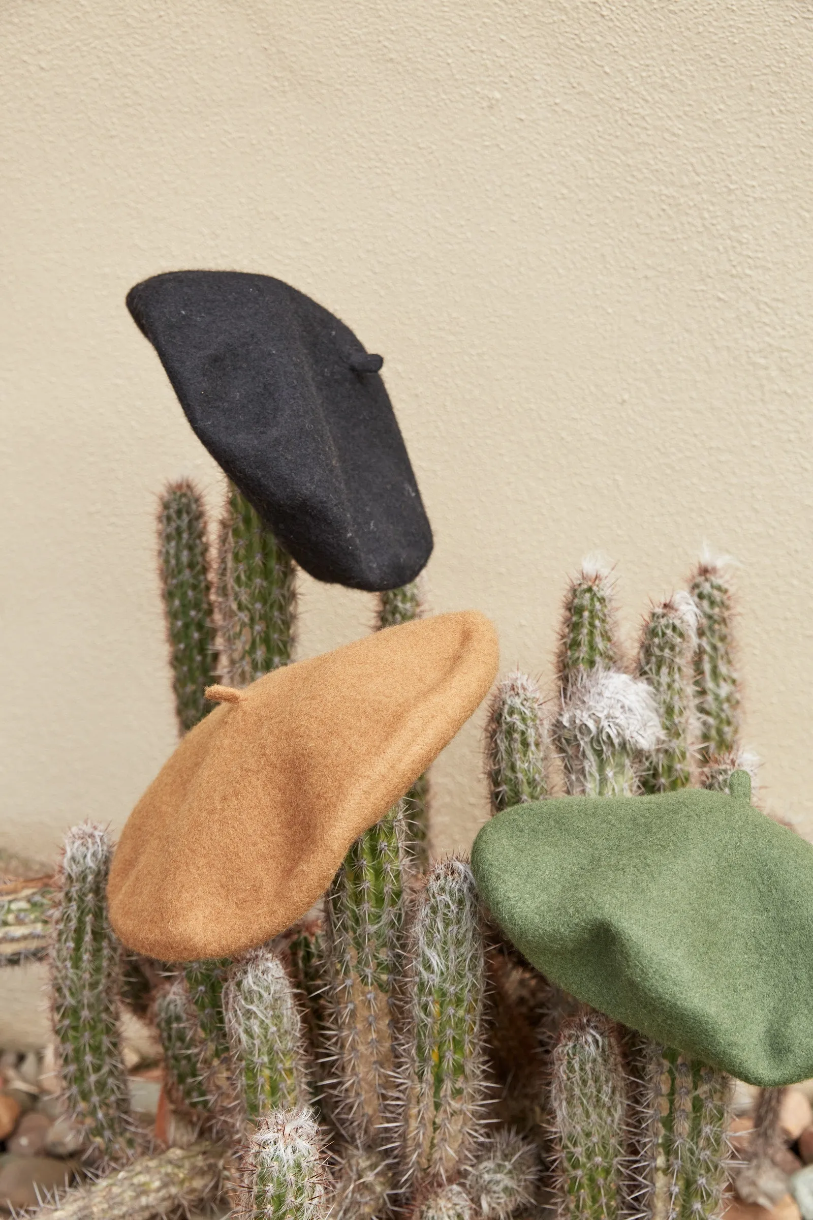 Paarl Beret - Ebony