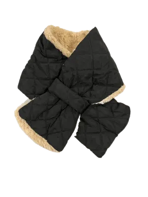 Quilt scarf with faux shearling lining